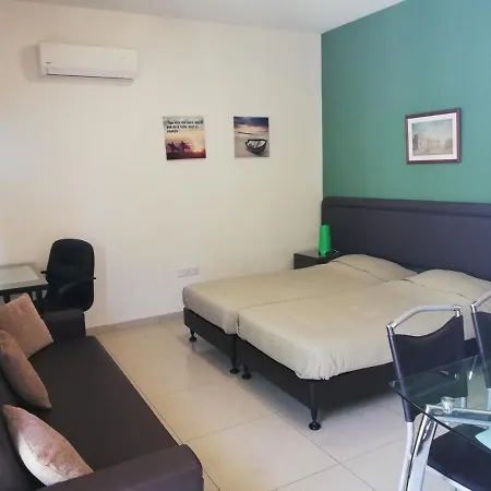 Aria Boutique Apartment *